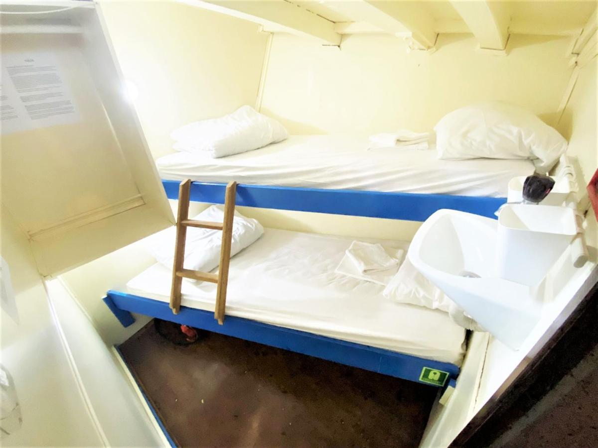 Rhythm Floating Hostel - 자다르 외부 사진